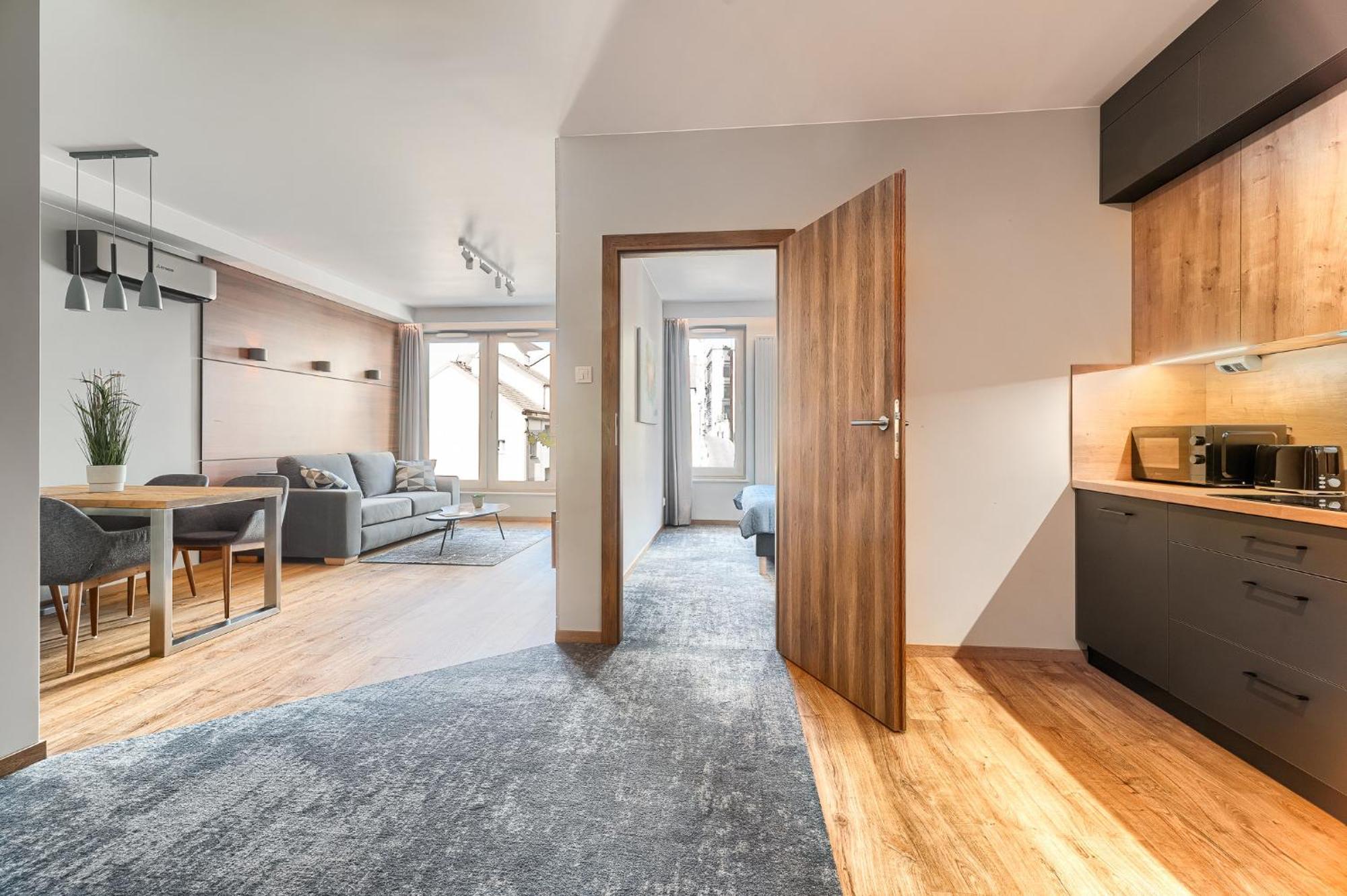 Park Apartment Old Town By Noclegi Renters شتشيتسين المظهر الخارجي الصورة
