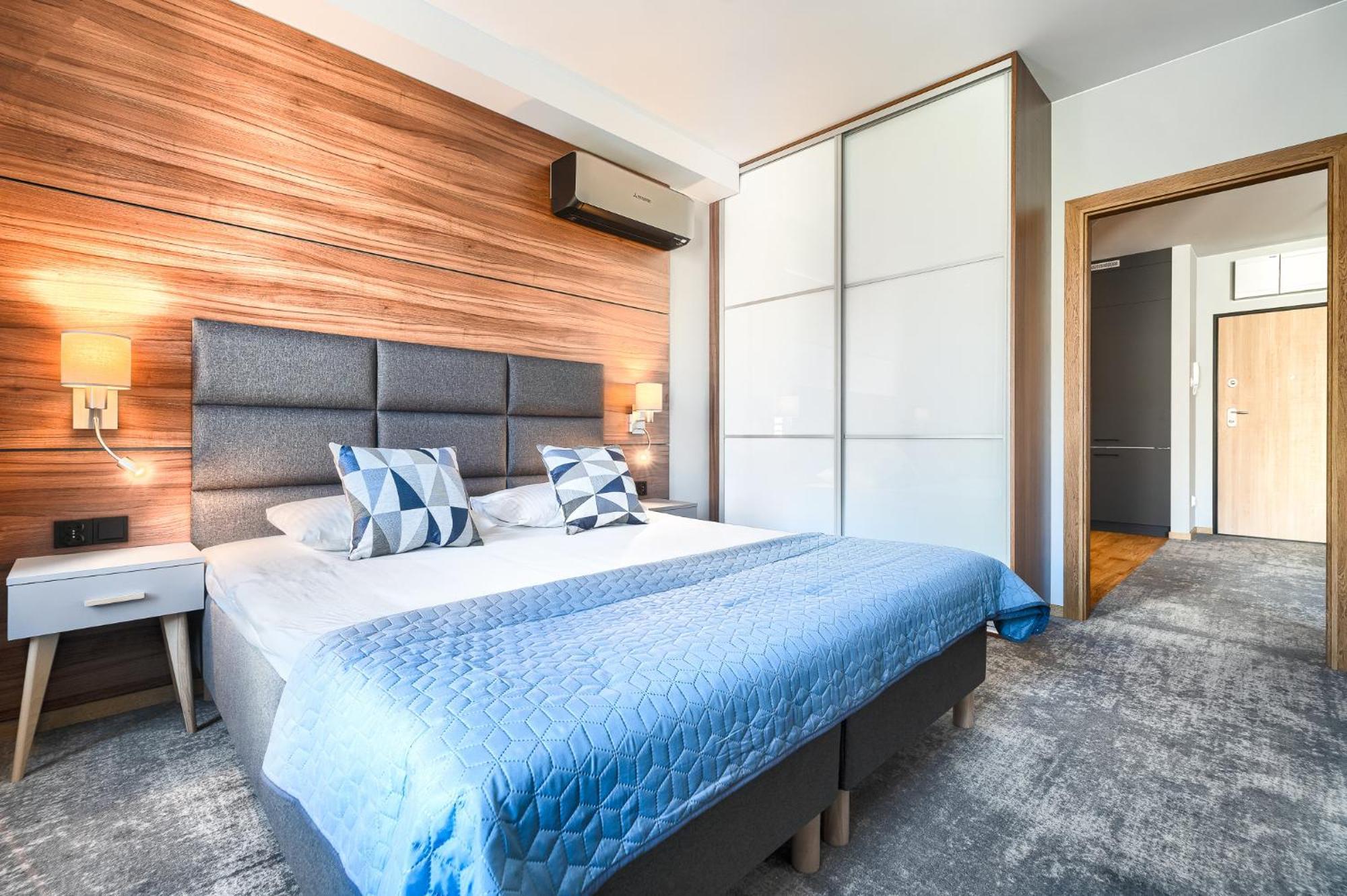 Park Apartment Old Town By Noclegi Renters شتشيتسين المظهر الخارجي الصورة